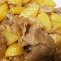 とこぷっぷ's cooksnap of when they made じゃがいもと豚肉のバター醤油炒め.
