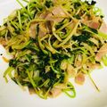 クックS0M43T☆'s cooksnap of when they made 超簡単、ベーコンと豆苗のにんにく醤油炒め.