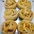 キャラメグ♪'s cooksnap of when they made お芋とウインナー！2種のくるくるパン！.
