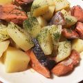 miumini's cooksnap of when they made 鮭とじゃがいものガリバタ炒め煮.