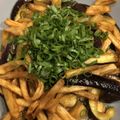 liarra's cooksnap of when they made ナスとフライドポテトのオイスター炒め.