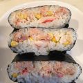 kyumikyumi's cooksnap of when they made ツナマヨコーンのおにぎらず.