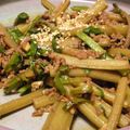 元クマ's cooksnap of when they made ふきとひき肉のピリ辛炒め.