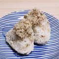 アクセル☆'s cooksnap of when they made とろろ昆布と粉チーズのおにぎり.