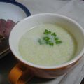 lunatomo's cooksnap of when they made アスパラガスのスープ.