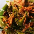 ＭＩ−ＳＡＮ's cooksnap of when they made 無限ピーマン しめじとカニ缶.