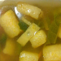 てとりすさん's cooksnap of when they made 簡単！つるむらさきと油揚げの味噌汁.