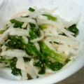 @ちんまりさん's cooksnap of when they made 大根とほうれん草のナムル.