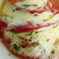 kyokoha's cooksnap of when they made とろーりチーズとトマトのバジルソースかけ.