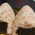 ☆めぇ☆ﾐ's cooksnap of when they made 白だしで♡ ごま油の和風オイルおにぎり.