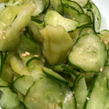 さとっちにゃん's cooksnap of when they made ずいきとキュウリの酢の物.