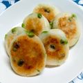 チョミ蔵's cooksnap of when they made 【話題入】もちもち枝豆のいもチーズもち！.