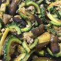 のんまま33's cooksnap of when they made 豚肉とナスとゴーヤのピリ辛味噌炒め.