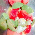 みくちゃん1003's cooksnap of when they made アボカドとトマトとクリームチーズのサラダ.