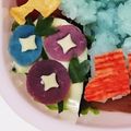 めいめい☆☆☆'s cooksnap of when they made 簡単♪『かまぼこ♡あさがお』キャラ弁に♡.