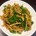 tomochuuun's cooksnap of when they made 旬のたけのこで簡単チンジャオロース.