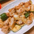 catholic17's cooksnap of when they made ズッキーニと鶏肉のハニーマスタード炒め.
