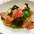 メイジももんじゃ's cooksnap of when they made なすと厚切りベーコンのカラフル野菜炒め.