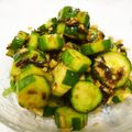 rarararako's cooksnap of when they made 夏にぴったり！◎きゅうりと塩昆布の漬け物.