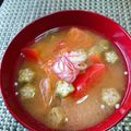 амвёя's cooksnap of when they made 夏お薦めトマトとオクラの味噌汁.