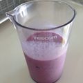 ポークの嫁's cooksnap of when they made 朝食に！甘酒ベリーヨーグルトスムージー.