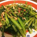 チョコ＆マロン's cooksnap of when they made 空芯菜とベーコンのガーリック炒め.