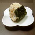 バグ丸くん's cooksnap of when they made 厚切りポテトチップス しそ昆布 おにぎり.