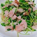 ka17p's cooksnap of when they made 超簡単、ベーコンと豆苗のにんにく醤油炒め.