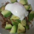 ☆ラム☆'s cooksnap of when they made すごくおいしい！ポーチドエッグとアボカドの丼.