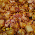 ぷぞしあ's cooksnap of when they made タコとじゃがいもの焼きとうもろこし炒め.