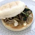 なべ山's cooksnap of when they made メルティ舞茸deイングリッシュマフィン。.