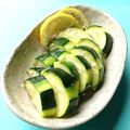 カルン's cooksnap of when they made 塩酒粕でうまうま♪ズッキーニのお漬物.