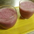 お塩と砂糖's cooksnap of when they made 朝食に！甘酒ベリーヨーグルトスムージー.