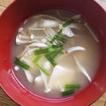 クッキングホチョ's cooksnap of when they made 舞茸とえのきと豆腐の味噌汁.