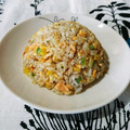 kururin18's cooksnap of when they made 簡単、美味しい！鮭フレークで炒飯♪.