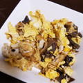 まゆぴーとこちゃ's cooksnap of when they made 今日の大皿♡簡単豚肉とキクラゲの卵炒め.