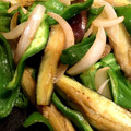 ともちん825's cooksnap of when they made 玉葱と茄子のカレー粉炒め♪簡単♪.