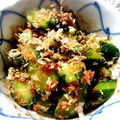 earth。's cooksnap of when they made 超簡単！きゅうりの梅かつお和え.