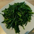 ebikao's cooksnap of when they made 簡単台湾料理☆炒空心菜（空心菜炒め）.