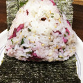 卵せんべい's cooksnap of when they made おにぎり：しそしば漬.