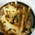☆テルエ☆'s cooksnap of when they made マカロニ&シメジ&オニオンのマヨ醤油炒め.