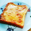ななしごん子's cooksnap of when they made メロンパン風トースト（HKMで簡単).