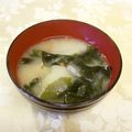 龍青空ママ's cooksnap of when they made 海藻とじゃが芋の味噌汁.