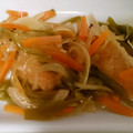 ☆クックあられ☆'s cooksnap of when they made 暑さに負けない！生鮭の南蛮漬け.
