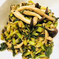 azbjbn's cooksnap of when they made 冷え症さんに♪大根の葉の生姜炒め.