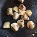 chihilow's cooksnap of when they made ★簡単おいしいマッシュルームのソテー★.