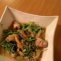 ☆クックhi☆'s cooksnap of when they made 鶏肉と豆苗のポン酢マヨ炒め☆.