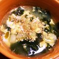 モケ缶's cooksnap of when they made 新玉ねぎとわかめ・卵のスープ.
