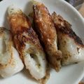 Kanarusei☆'s cooksnap of when they made 一品足りない時に♪揚げずに竹輪の磯辺揚げ.