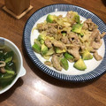 こむぎほ's cooksnap of when they made 豚コマ肉とアボカドのにんにくマヨ炒め.
